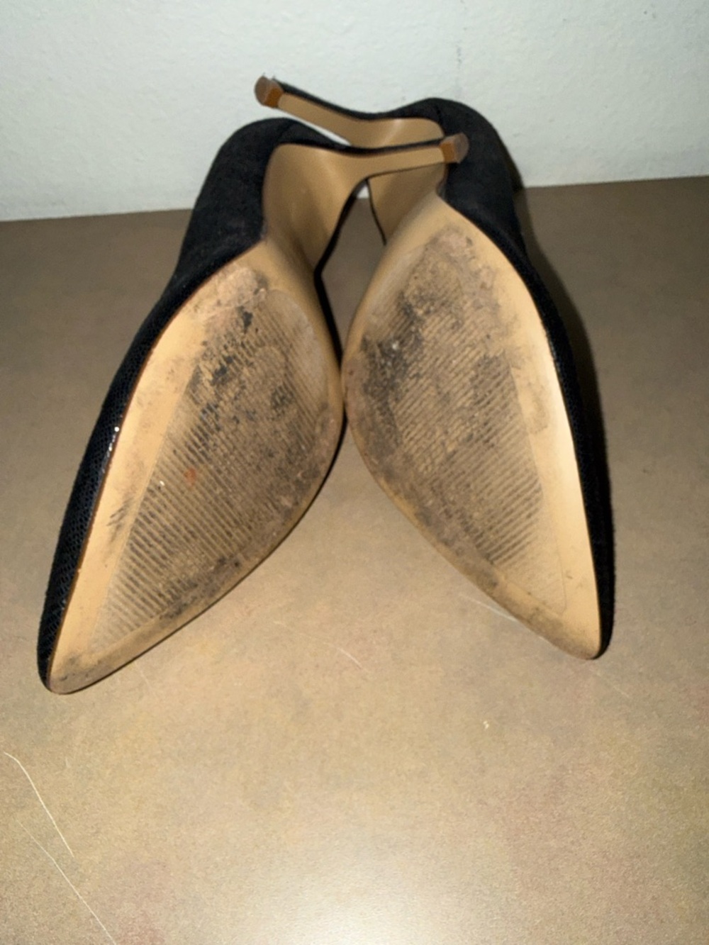 Marc Fisher Shiny Black Pointed-Toe Pumps - Picture 8 of 8